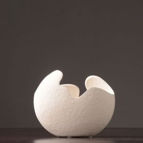 Simple white ceramic vase decoration (Color: White, size: M)